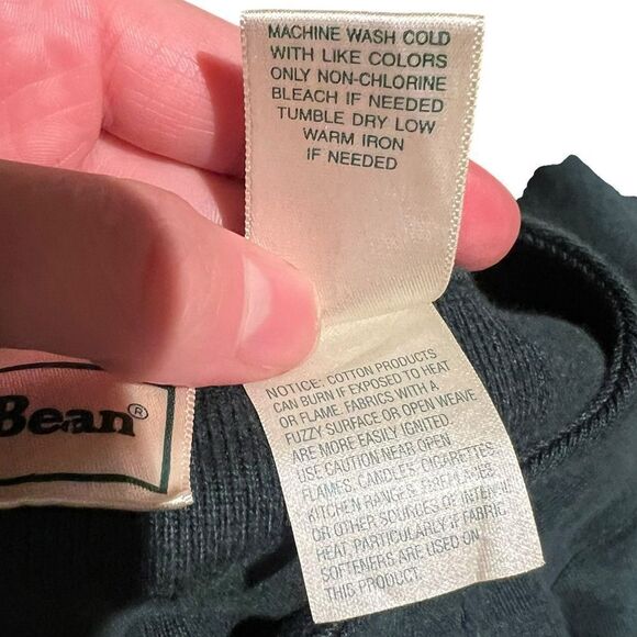 L.L. Bean green night dress with embroidery details - Picture 5 of 8